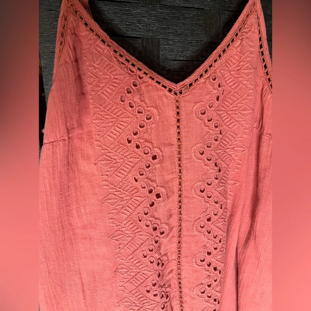 House of Harlow Elegant Coral Eyelet Dress - Picture 3 of 8